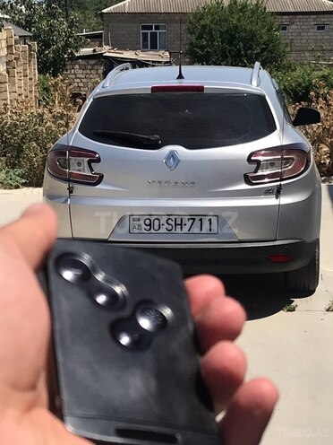 Renault Megane 2011, 392,326 km - 1.5 л - Bakı