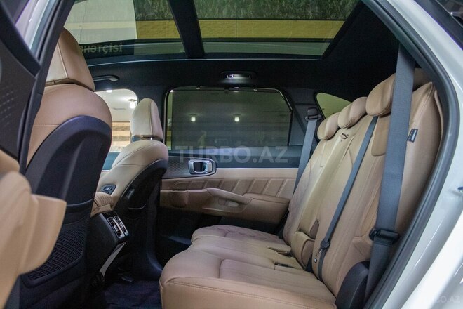 Kia Sorento-11