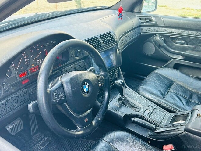 BMW 523 1997, 320,000 km - 2.5 l - Bakı