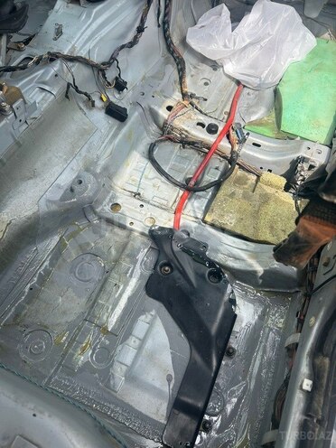 BMW 523 1997, 320,000 km - 2.5 l - Bakı