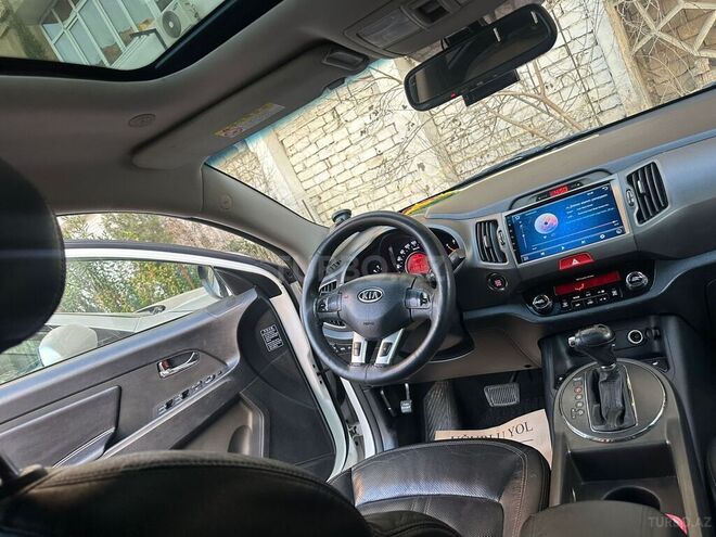 Kia Sportage 2011, 200,000 km - 2.0 l - Bakı