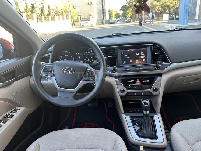 Hyundai Elantra 2018, 123,919 km - 2.0 l - Bakı