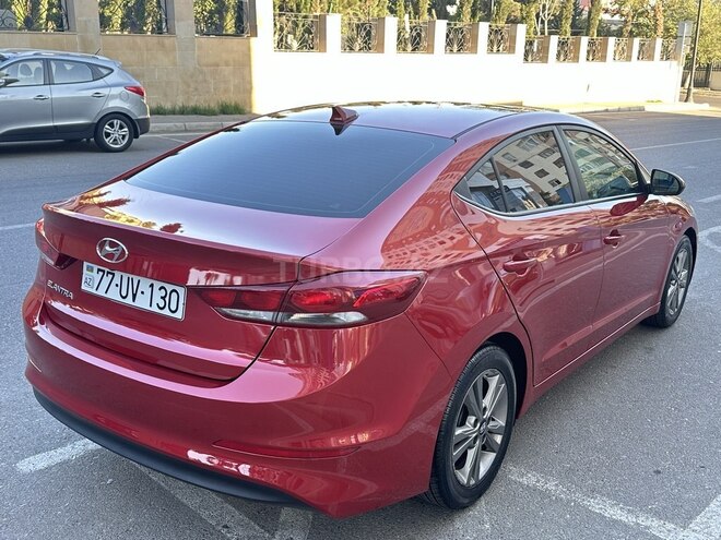 Hyundai Elantra 2018, 123,919 km - 2.0 l - Bakı