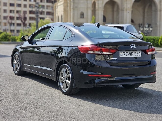 Hyundai Elantra 2018, 82,881 km - 2.0 l - Bakı