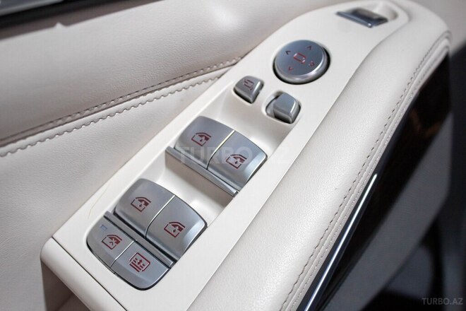 BMW X7-23