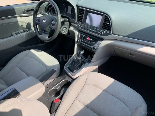 Hyundai Elantra 2018, 82,881 km - 2.0 l - Bakı