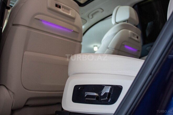 BMW X7-13