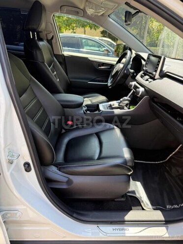 Toyota RAV4 2021, 43,000 km - 2.5 л - Bakı