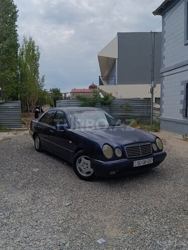 Mercedes E 230 1996, 390,000 km - 2.3 l - Bakı