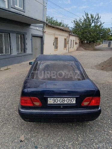Mercedes E 230 1996, 390,000 km - 2.3 l - Bakı