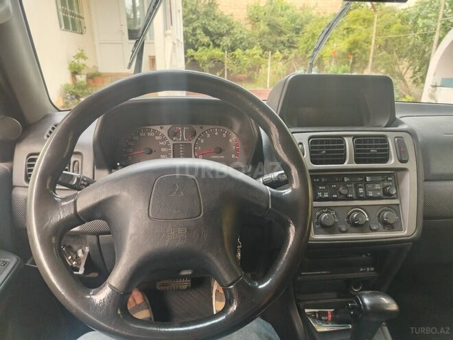 Mitsubishi Pajero io 2000, 165,000 km - 2.0 л - Bakı