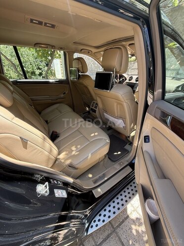 Mercedes GL 550-7