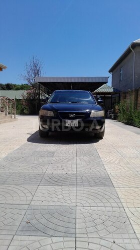 Hyundai Sonata-1