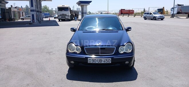 Mercedes C 220 d 2002, 430,824 km - 2.2 l - Xırdalan