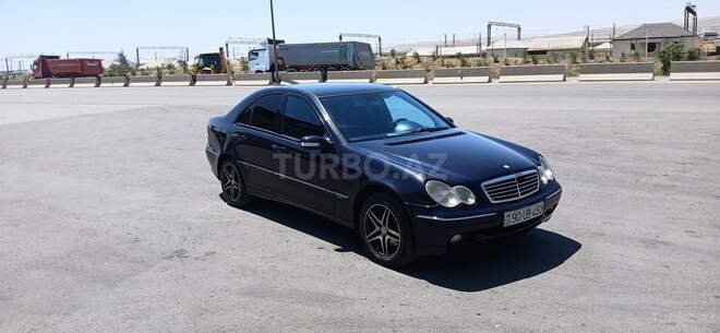 Mercedes C 220 d 2002, 430,824 km - 2.2 l - Xırdalan