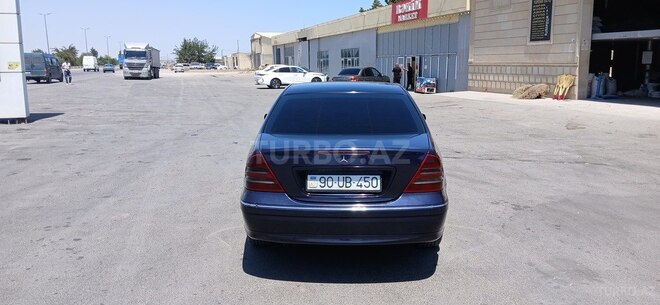 Mercedes C 220 d 2002, 430,824 km - 2.2 l - Xırdalan