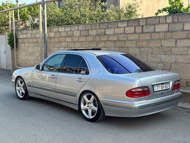 Mercedes E 240 2000, 250,000 km - 2.6 l - Bakı