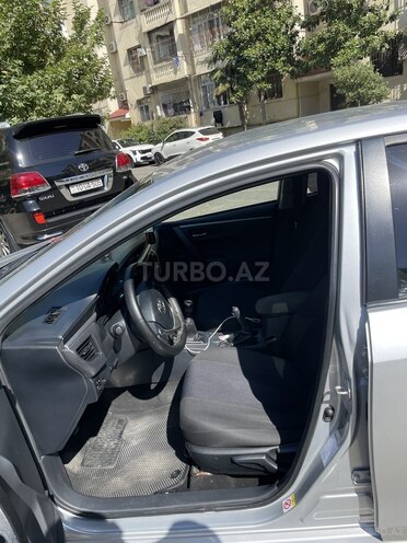 Toyota Corolla 2016, 220,000 km - 1.4 l - Bakı