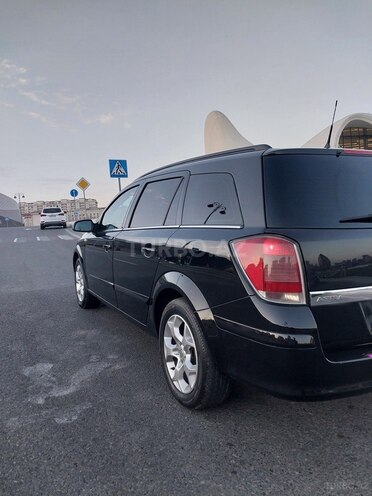 Opel Astra 2006, 245,000 km - 1.3 л - Bakı