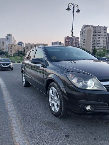 Opel Astra 2006, 245,000 km - 1.3 л - Bakı