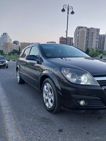 Opel Astra 2006, 245,000 km - 1.3 л - Bakı