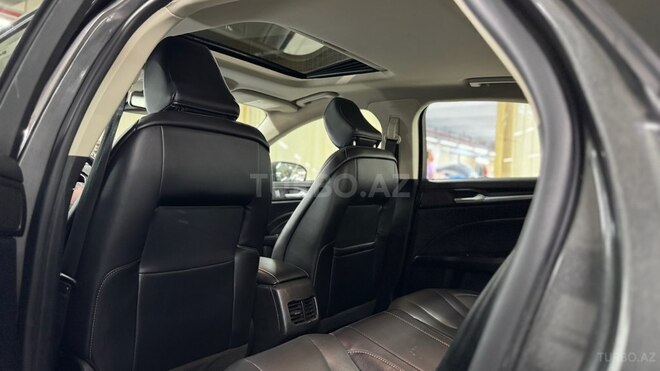 Ford Fusion (North America)-11