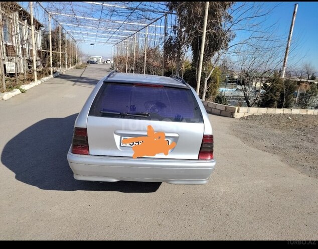 Mercedes C 220 d 2000, 200,000 km - 2.2 л - Bakı