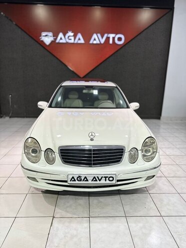 Mercedes E 240-2
