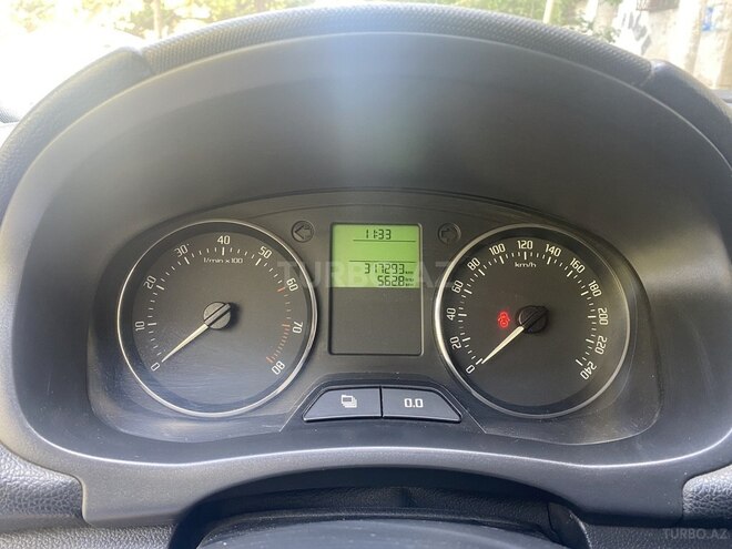 Skoda Fabia 2012, 330,000 km - 1.6 l - Bakı