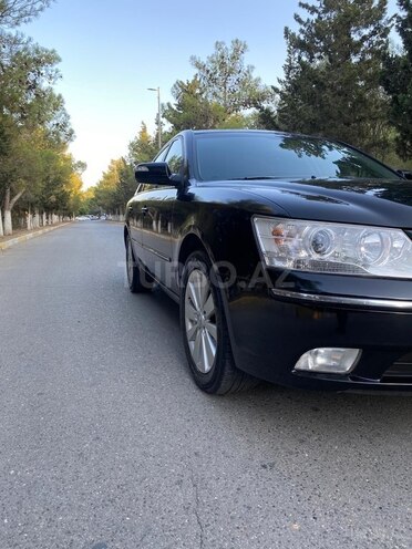 Hyundai Sonata-4