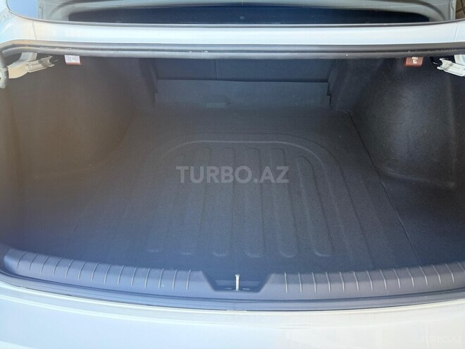 Hyundai Sonata-18