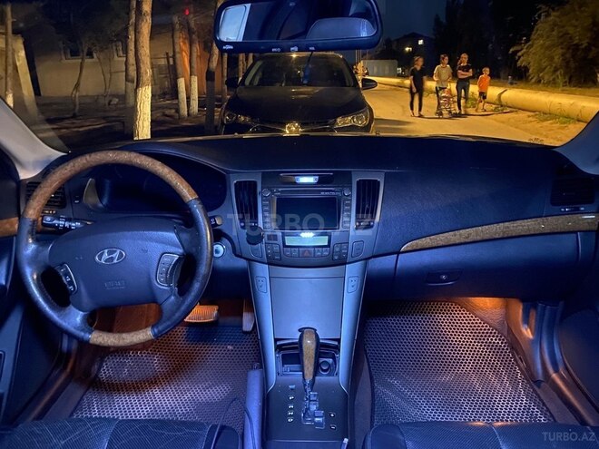 Hyundai Sonata-9