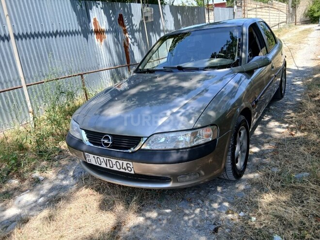 Opel Vectra 1996, 300,000 km - 1.8 l - Şəki
