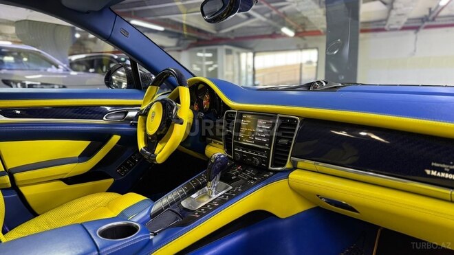 Porsche Panamera Turbo S-14