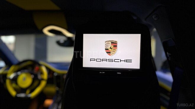 Porsche Panamera Turbo S-16