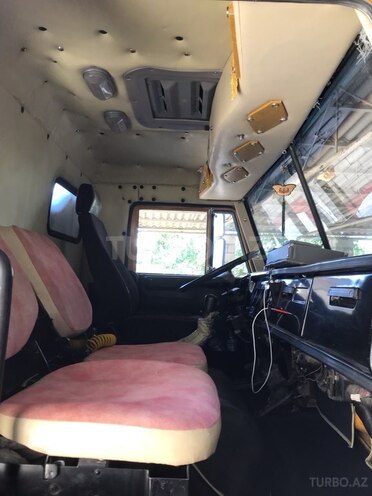 KamAz 65115 2007, 250,000 km - 11.0 л - Saatlı