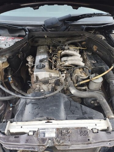 Mercedes E 200 d 1994, 300,000 km - 2.0 l - Bakı