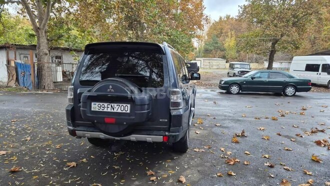 Mitsubishi Pajero 2007, 444,000 km - 3.0 l - Mingəçevir
