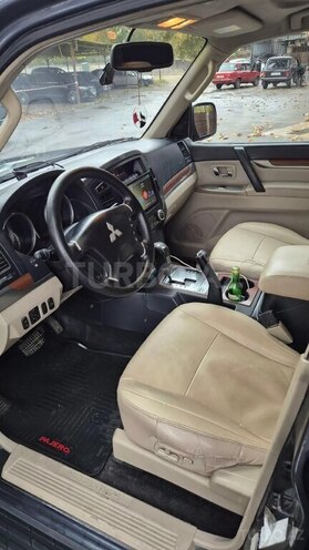 Mitsubishi Pajero 2007, 444,000 km - 3.0 l - Mingəçevir