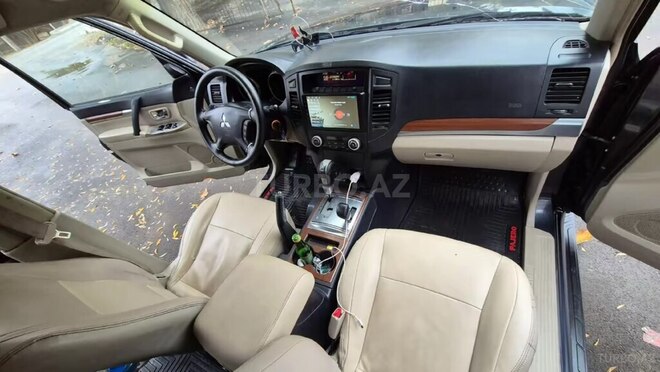 Mitsubishi Pajero 2007, 444,000 km - 3.0 l - Mingəçevir