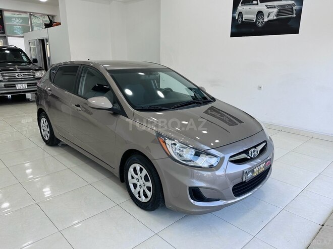 Hyundai Accent-27