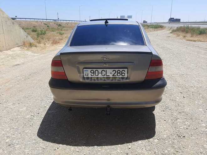 Opel Vectra 1996, 347,000 km - 1.6 l - Sumqayıt