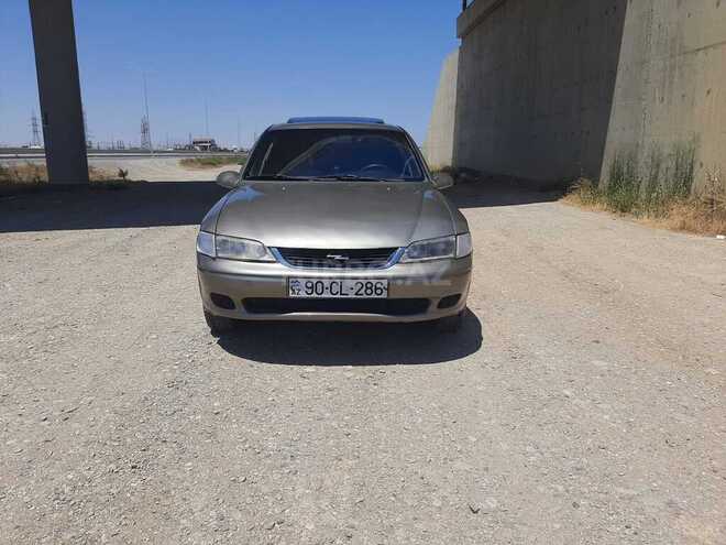 Opel Vectra 1996, 347,000 km - 1.6 l - Sumqayıt