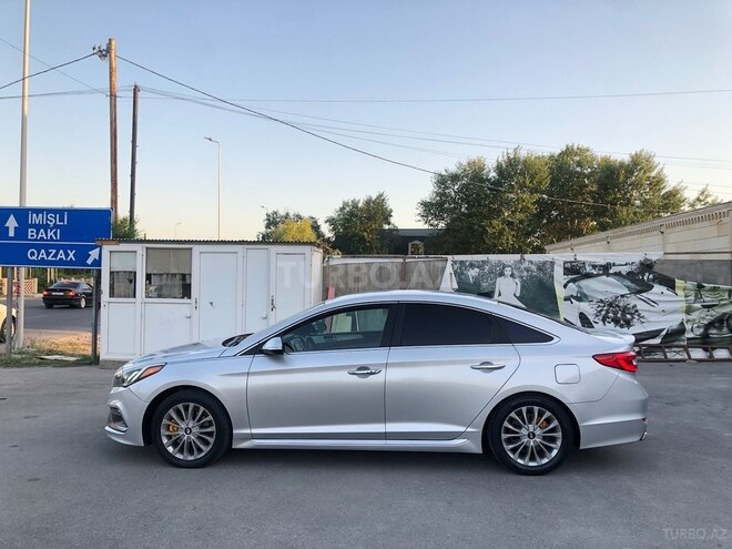 Hyundai Sonata-4
