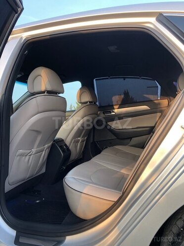 Hyundai Sonata-18