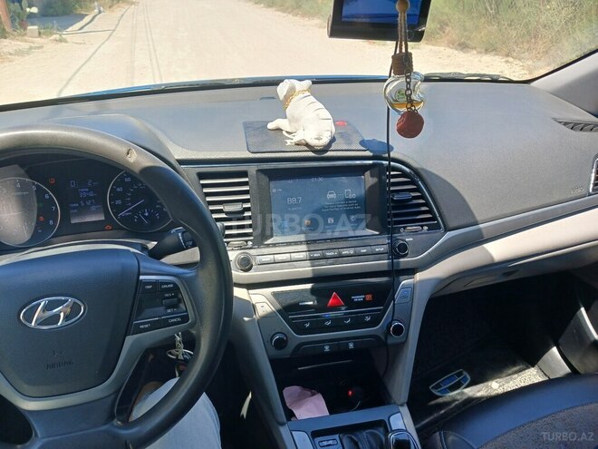 Hyundai Elantra 2016, 325,039 km - 2.0 л - Bakı