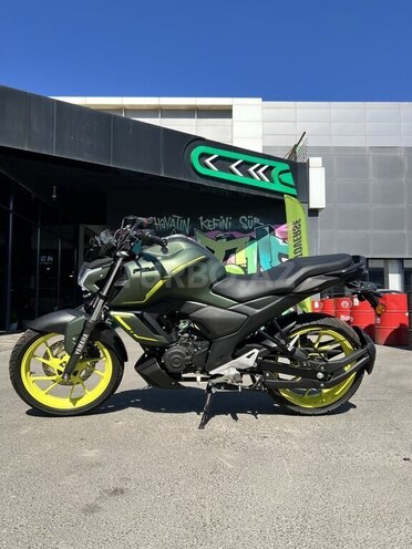 Yamaha FZ-S FI Deluxe-4