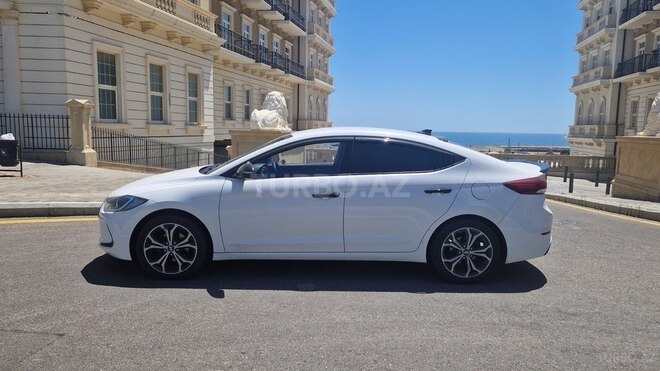 Hyundai Avante 2016, 177,000 km - 1.6 l - Bakı
