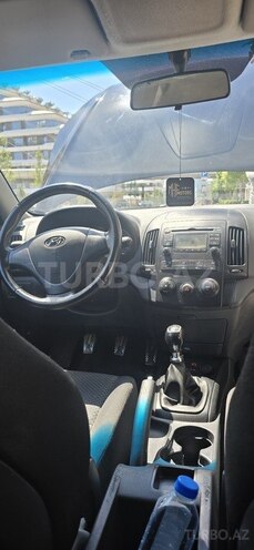 Hyundai i30 2010, 300,000 km - 1.6 l - Bakı