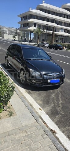 Hyundai i30 2010, 300,000 km - 1.6 l - Bakı